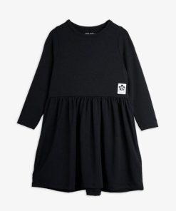 Chicary.shop8338ee9645 1